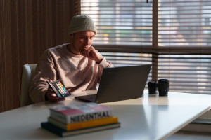  ASUS ProArt P16 (H7606WP) w praktyce. Sprawdzamy wydajność i funkcjonalność w realnych zastosowaniach