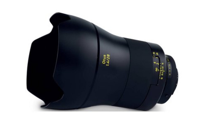 Zeiss Otus 28 mm f/1.4 Lens zaprezentowany