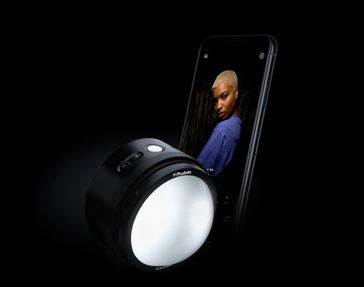 Profoto C1 i C1 Plus to nie pierwsze zewnętrzne lampy do smartfona. Ale pierwsze o takich możliwościach