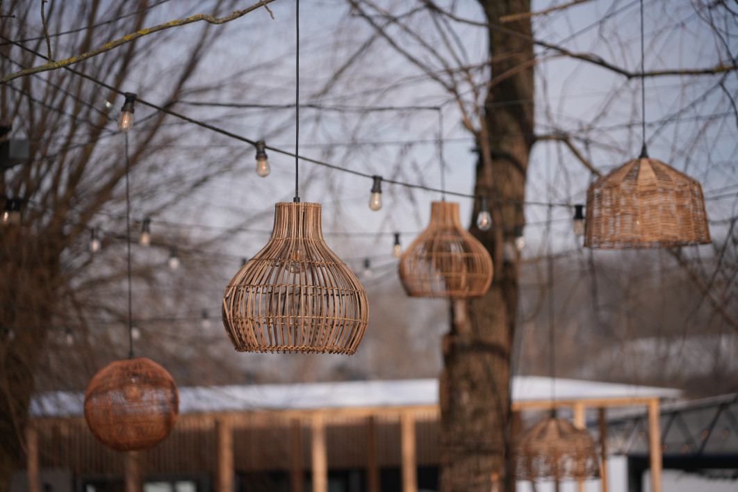 1/2000 s, f/2.8, ISO 100, 100.0 mm