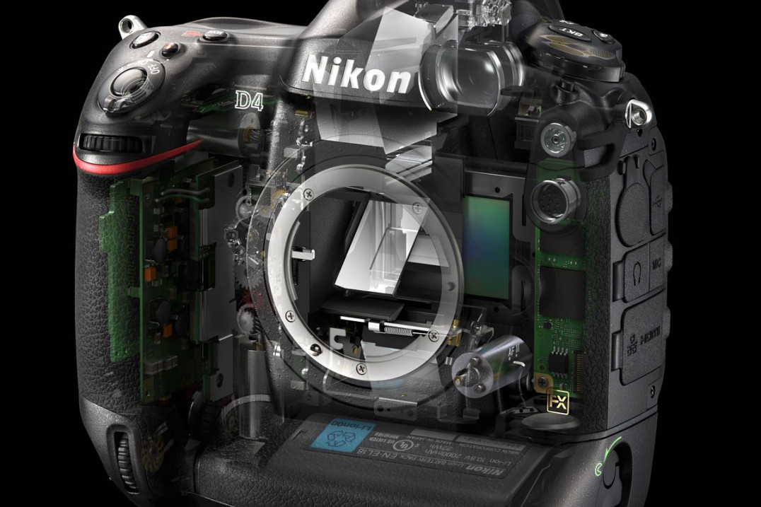 Nikon D4 - budowa i ergonomia