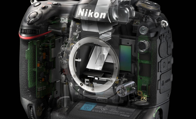 Nikon D4 - budowa i ergonomia