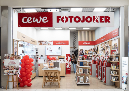 Świętujemy 100 milionów wydrukowanych CEWE FOTOKSIĄŻEK 