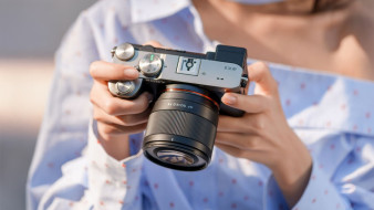 Viltrox AF 50 mm f/2 Air - kompaktowy, supertani standard do Sony E i Nikon Z