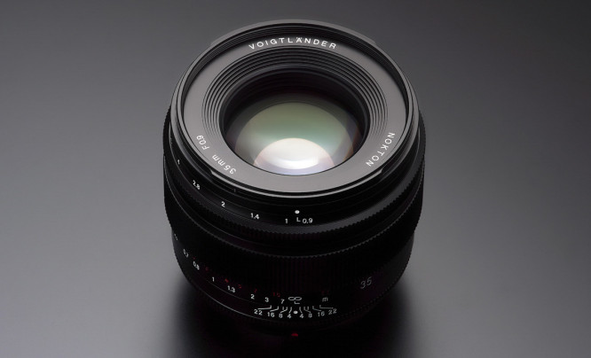 Voigtlander Nokton 35 mm f/0.9 X - najjaśniejszy obiektyw do Fujifilm X