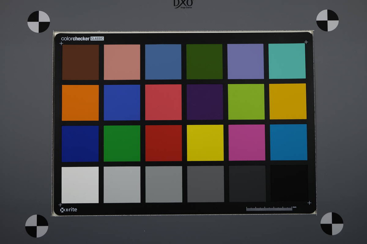 Fujifilm X-A2 - reprodukcja kolorów, tablica testowa