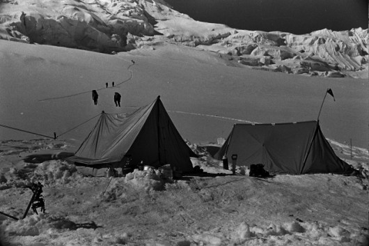 fot. Zbigniew Rubinowski, Droga na szczyt - Kangbaczen 7902 m n.p.m