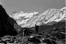 fot. Zbigniew Rubinowski, Droga na szczyt - Kangbaczen 7902 m n.p.m