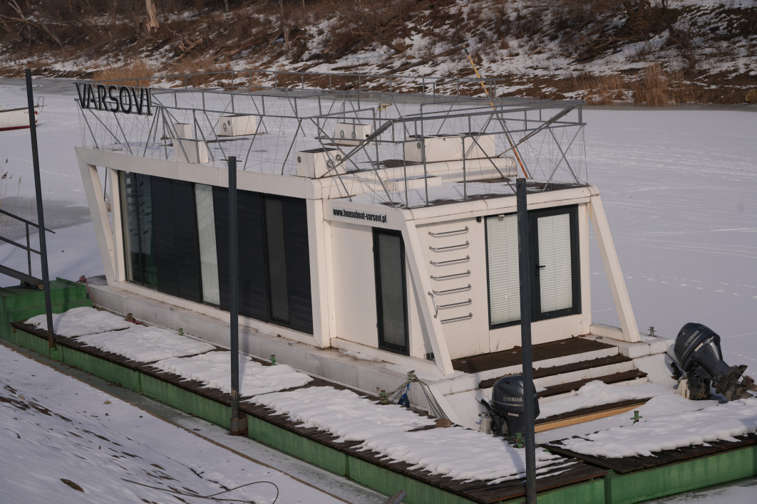 1/640 s, f/8, ISO 100, 80.0 mm