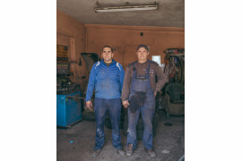 Krasimir and Georgi (Elin Pelin, Bulgaria, 2021), fotograf: Valery Poshtarov 