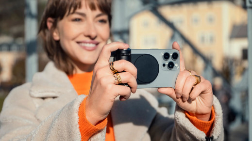Leica Lux Grip - gdy nie możesz mieć Leiki, to zamień w nią iPhone’a