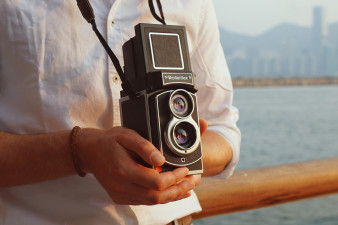 Rolleiflex powraca, ale w mocno zmienionej formie. Teraz to aparat do fotografii natychmiastowej