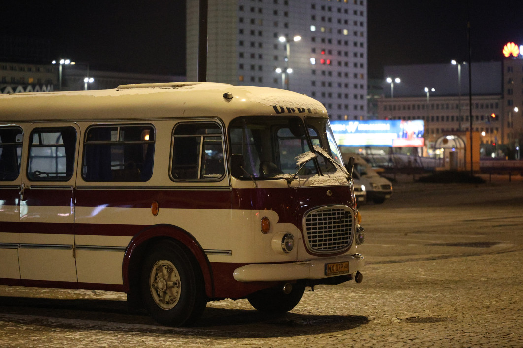 1/400 s, f/2.8, ISO 25600, 105.0 mm