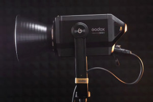 Godox M600D - nadciąga pogromca mocnych filmowych LED-ów Aputure i Nanlite