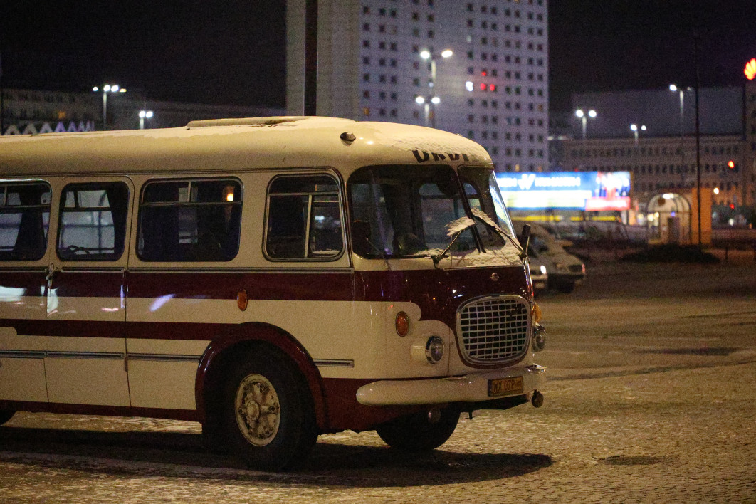 1/1600 s, f/2.8, ISO 102400, 105.0 mm