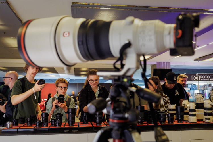 Nadchodzi najlepszy moment na sprawdzenie i zakup aparatu/sprzętu foto