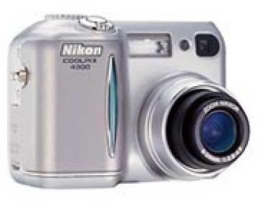 Nowy Nikon Coolpix 4300
