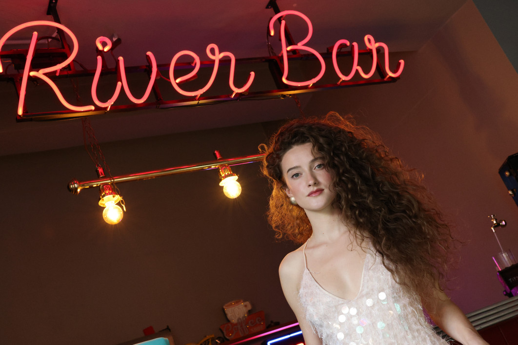 1/125 s, f/8, ISO 8000, 45.0 mm