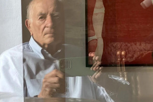 Nestor polskiej fotografii przerzucił się na smartfona. "Fotografia Kieszonkowa" Wojciecha Plewińskiego w krakowskiej galerii ZPAF