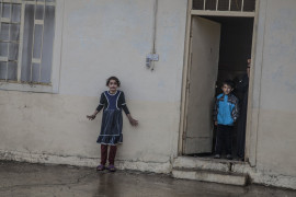 fot. Laurent Van der Stock, "Offensive on Mosul", 1. miejsce w kategorii General News / Singles.

Irackie siły specjalnie przeszukują domy w jednej ze wschodnich dzielnic Mosulu, w poszukiwaniu członków Państwa Islamskiego, 2 listopada 2016 roku.