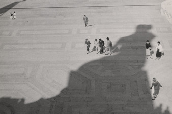 Wystawa Tadeusza Sumińskiego „Z notatnika fotografa“ to subiektywna selekcja zapisków fotograficznych z podróży 
