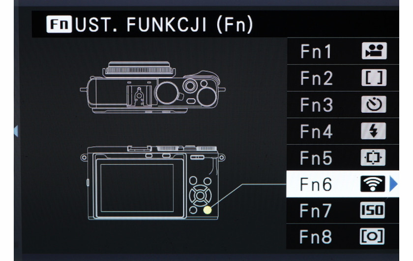 Własne funkcje możemy przypisać aż do 8 przycisków na obudowie aparatu Fujifilm X70