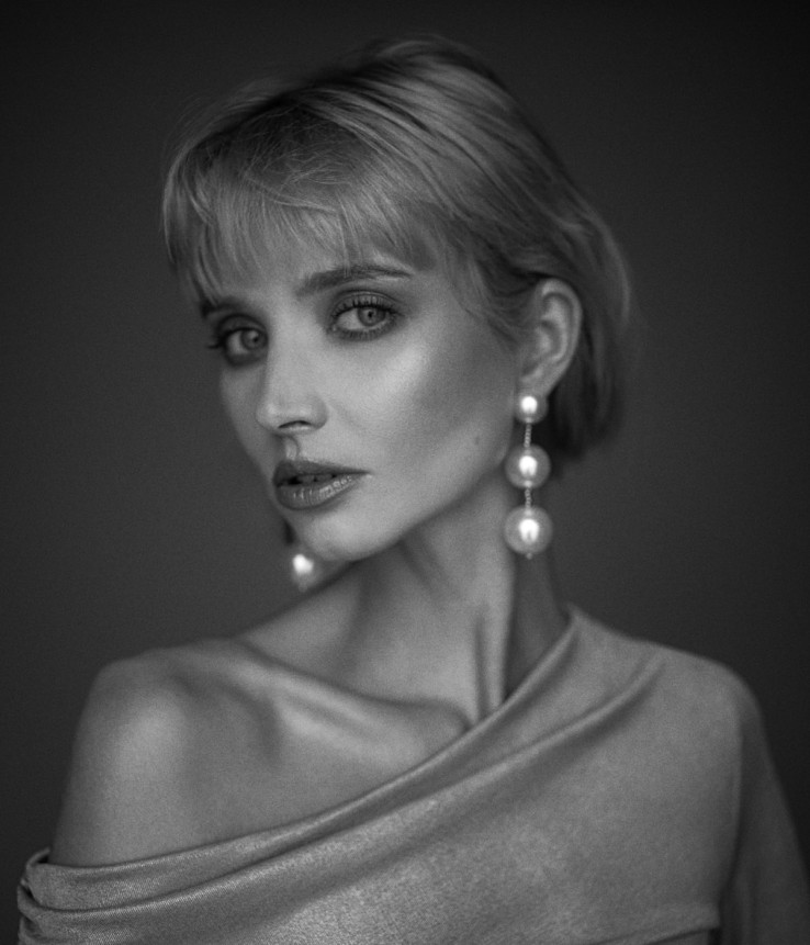 Sztuka fotografowania z błyskiem. Jak zacząć? Poradnik Piotra Wernera