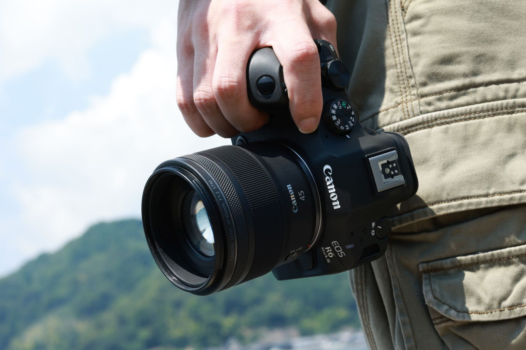 Canon RF 45 mm f/1.2 STM - bardzo jasny standard za małe pieniądze