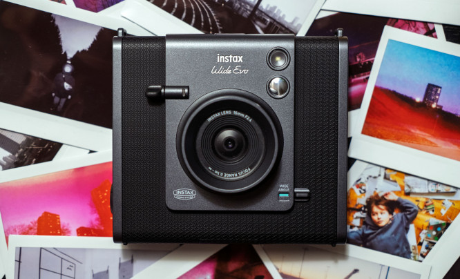 Instax Wide EVO - test aparatu natychmiastowego