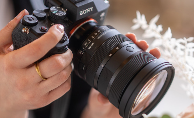  Sigma 24-70 mm f/2.8 DG DN II ART - lepsza rozdzielczość, szybszy autofokus, lżejsza obudowa