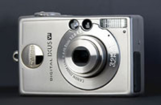 Nowy, stylowy Canon IXUS V3