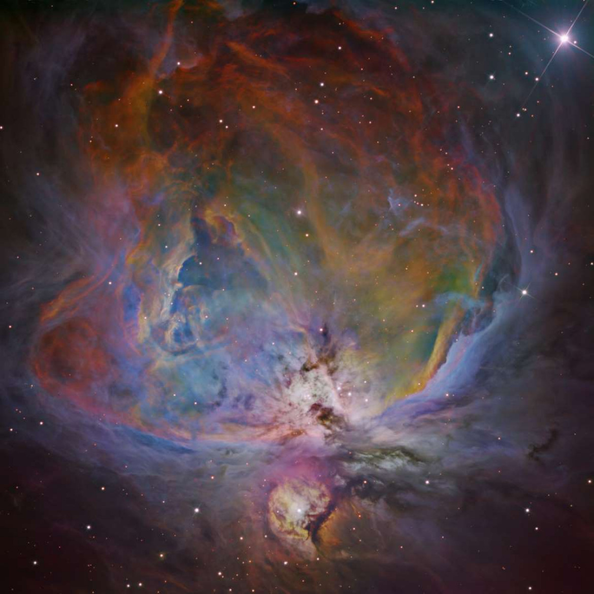 fot. Bernand Miller, "The Orion Nebula in 6-filter Narrowband" / Insight Investment Astronomy Photographer of the Year 2018