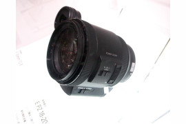 obiektyw Sony 18-200 mm do tej pory dostępny tylko w zestawie z kamerą
