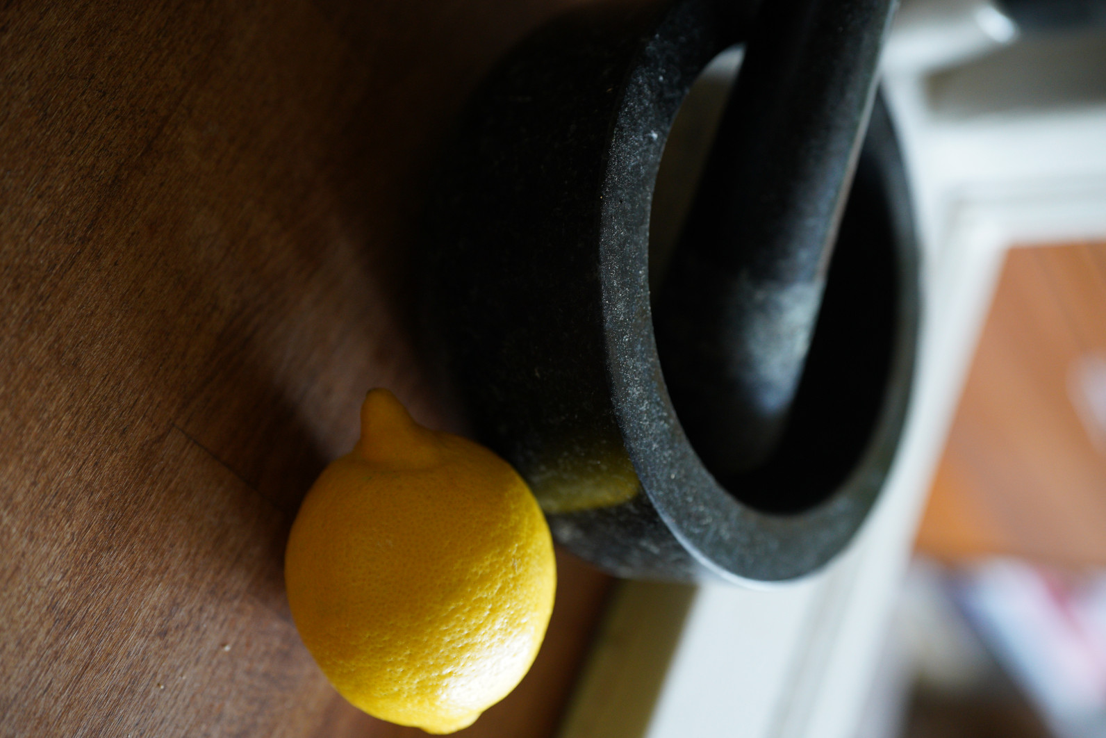 1/125 s, f/2.8, ISO 2000, 45.0 mm