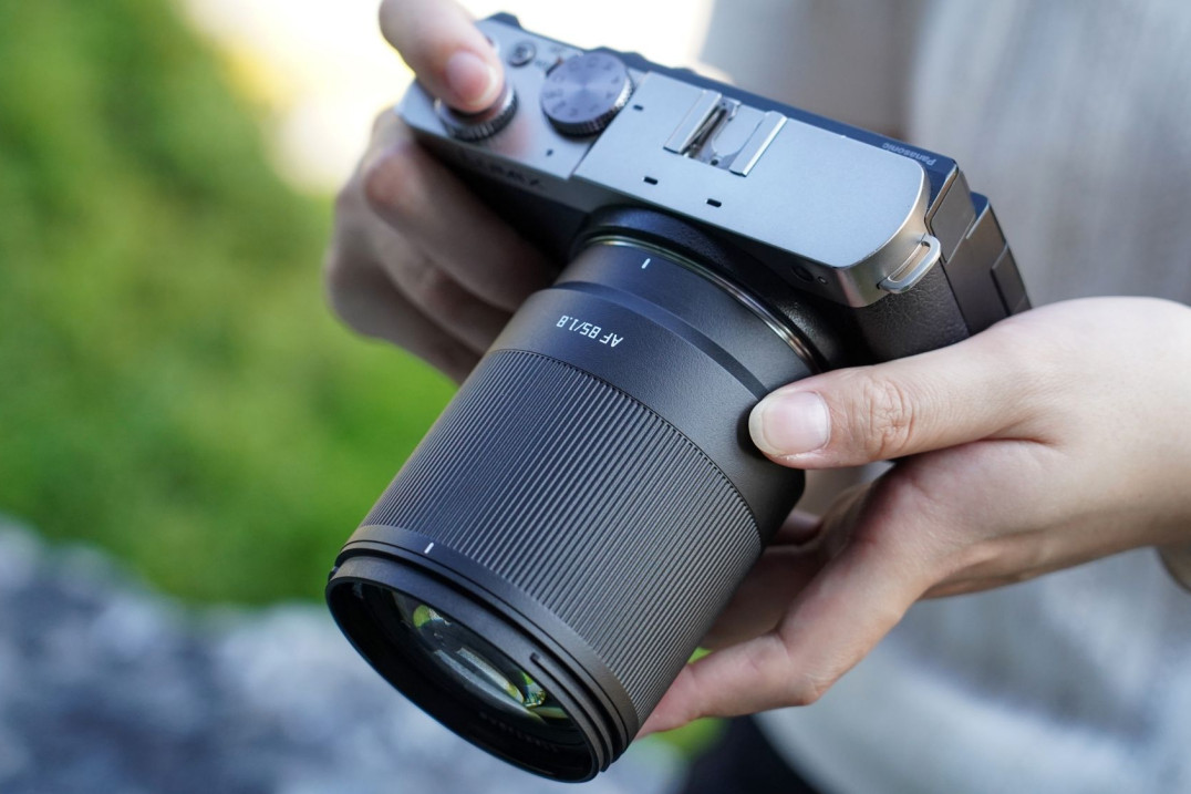 Do sprzedaży wchodzi TTArtisan AF 85 mm f/1.8 Neo z mocowaniem L-Mount. Cena ta sama - tylko 489 zł!
