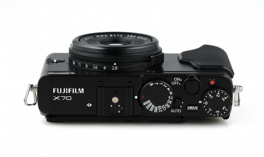 Fujifilm X70