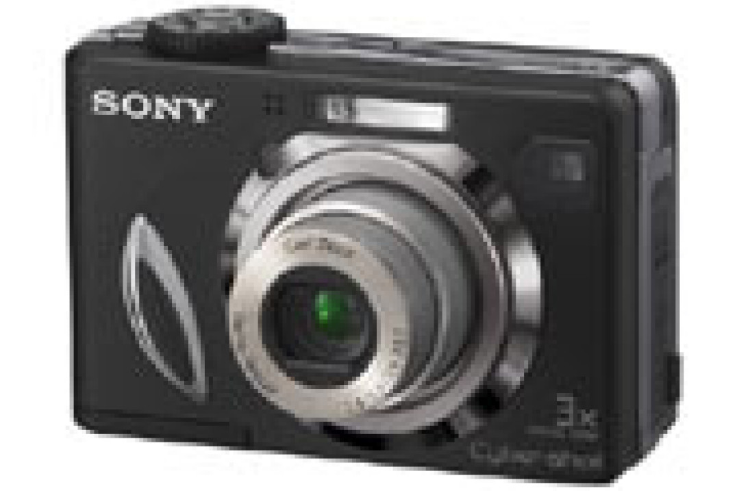 Sony Cyber-shot W15 - atrakcyjna czerń