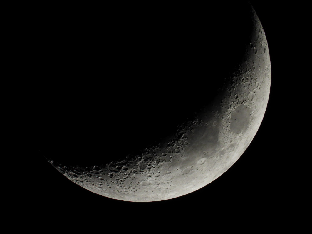 1/200 s, f/8, ISO 400, 3000 mm