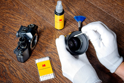Nowe zestawy czyszczące Kodak do aparatów i obiektywów
