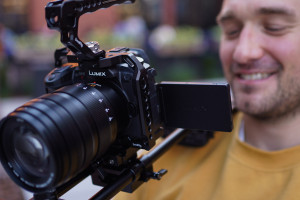 Panasonic Lumix GH5 II to najlepszy w swojej klasie aparat dla twórcy wideo. Zobaczcie dlaczego