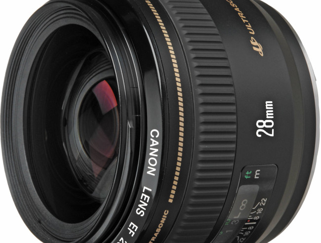Canon EF 28mm f/1.8 USM