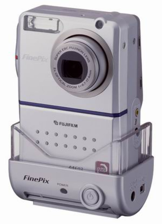 Fujifilm prezentuje aparat FinePix M603
