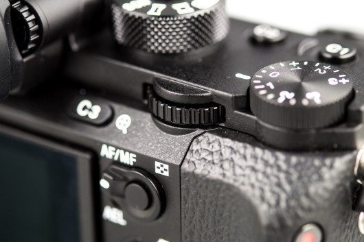 Sony A7R II - tylne pokrętło