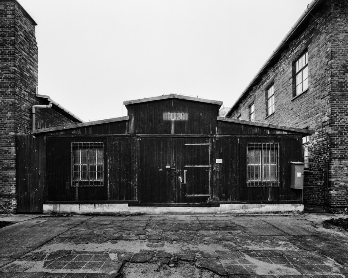 fot. Tomasz Lewandowski, "Auschwitz - Ultimo ratio of modern age", 1. miejsce w kategorii Architecture / Series
