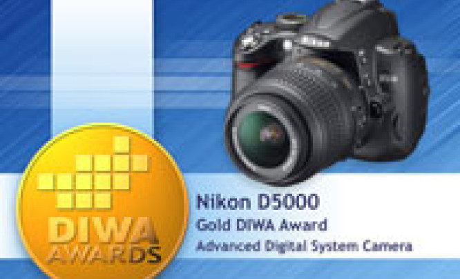Złoty medal DIWA dla Nikona D5000