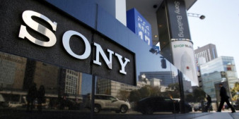 Sprzedaż aparatów Sony spada, ale... zyski firmy rosną.