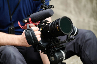 Nikkor Z 28-135 mm f/4 PZ - pierwszy zaawansowany obiektyw do filmowania w systemie Nikon Z