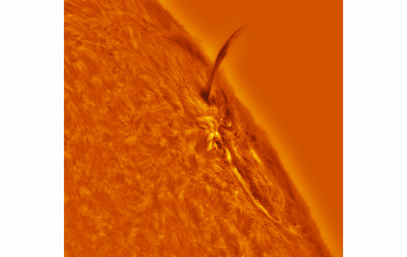 fot. Stuart Green, Coloured Eruptive Prominence, 2. miejsce w kategorii Our Sun / Insight Astronomy Photographer of the Year 2018