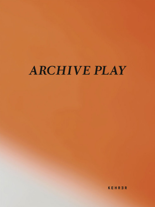 Hertta Kiiski i Niina Vatanen “Archive Play”