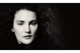 Stella Roversi, fot. Paolo Roversi / Kalendarz Pirelli 2020 